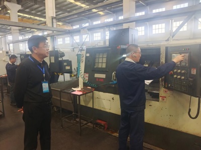 与江苏大洋精锻有限公司新型学徒制学员的培养工作