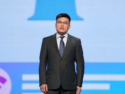 “一网看遍世界教育”： 汇聚全球教育资源 实现信息服务精准化